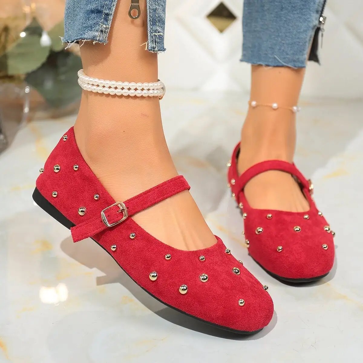 Womens French-style Rivet-studded Round-toe Flat Shoes