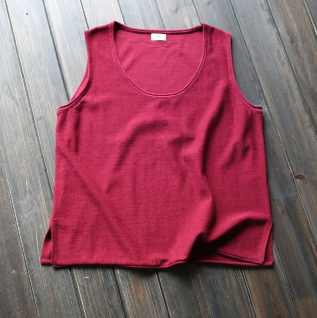 Round Neck Women's Loose Artistic Curling Distressed Vest Wine Red - Shop at LoveMi