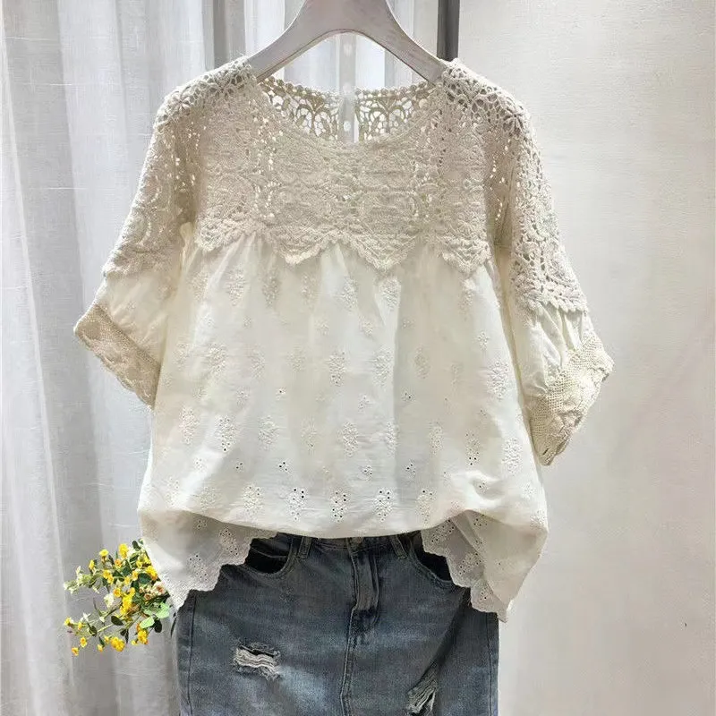Women's Embroidered Linen Cotton Hollow-out Short-sleeved Top - Apricot