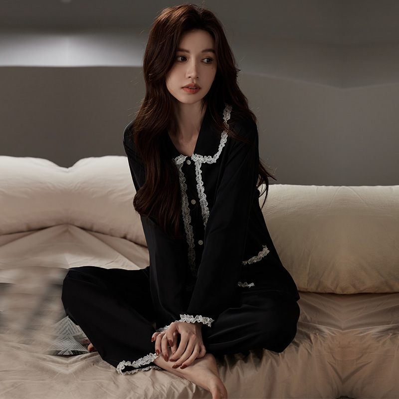 Womens Fashionable Loose Lace-Trimmed Pajama Set