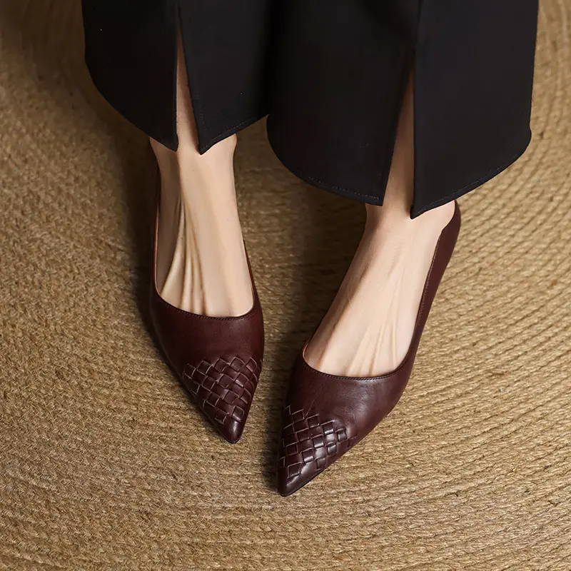 New Four-season Womens Shoes Cowhide Woven Vintage Style Pointed Toe