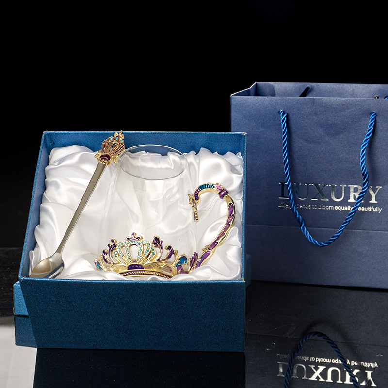 كوب ماء زجاجي مقاوم للحرارة مع غطاء وملعقة لتحضير الشاي المعطر