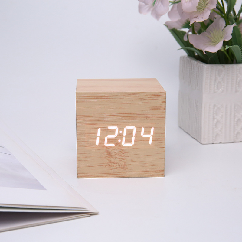 https://cf.cjdropshipping.com/quick/product/252f6279-320d-46bc-84e1-5b7c1ad70c9c.jpg