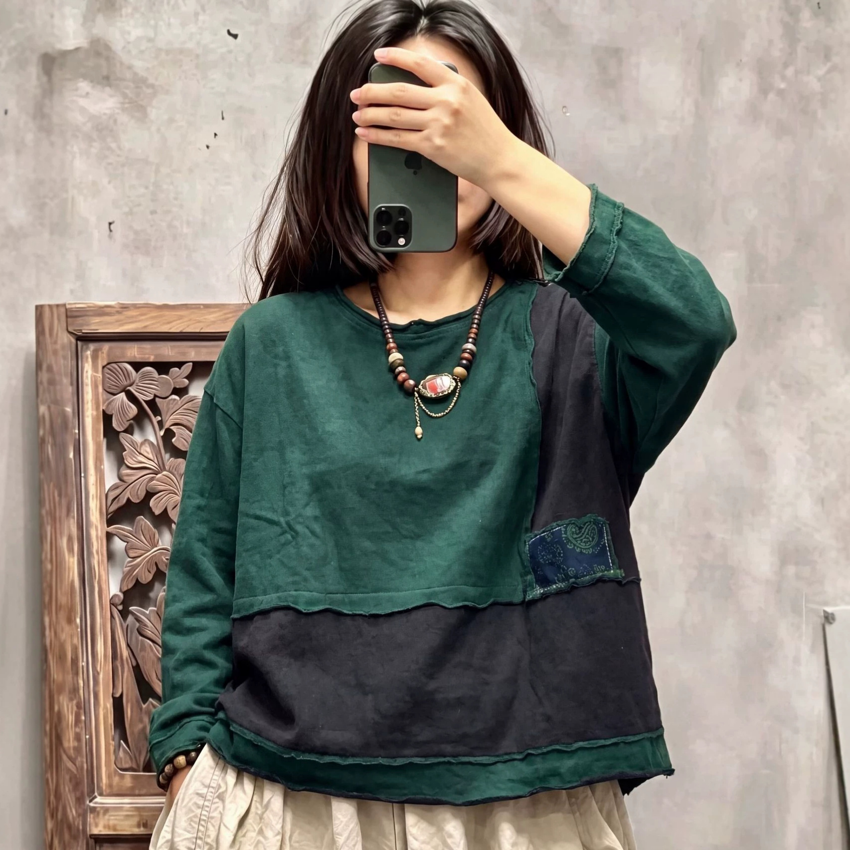 Artistic Retro Color Matching Stitching Loose Round Neck Long Sleeve