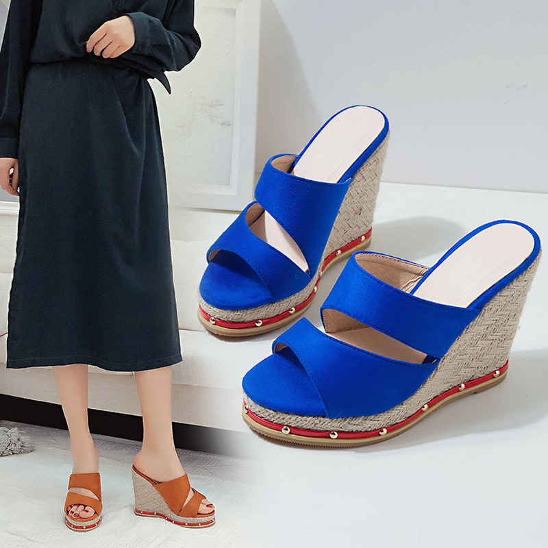 Fashionable Peep-toe Wedge Sandals For International Trade