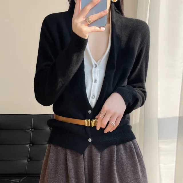 Pure Wool Women's Spring And Autumn V neck Stitching Coat Knitted Top Classic Black - Shop at LoveMi