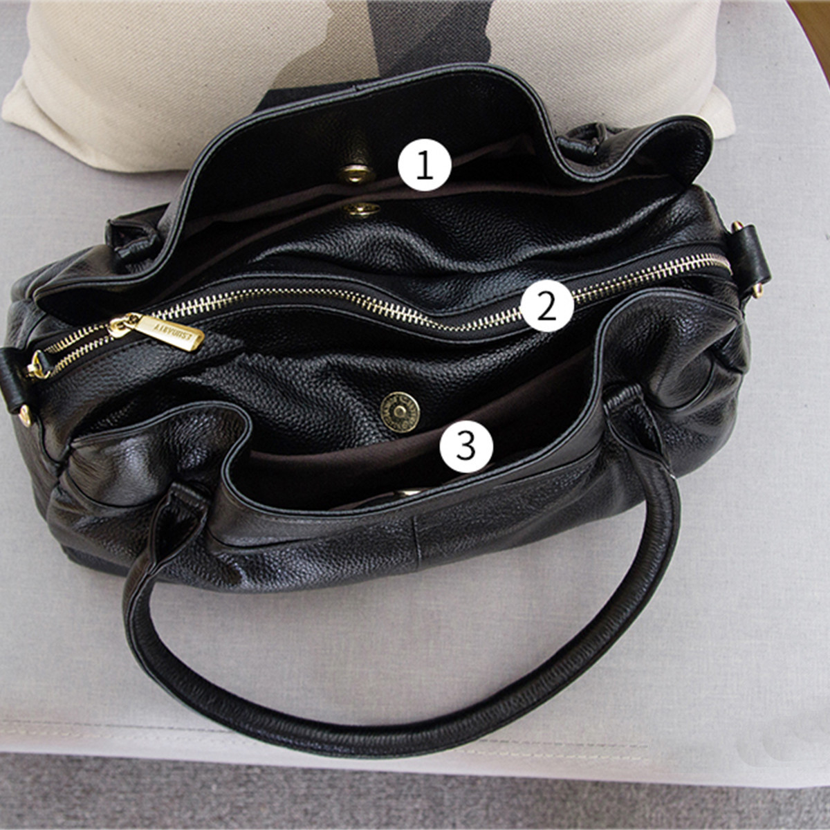Full-Grain Soft Cowhide Leather Large-Capacity Shoulder Bag