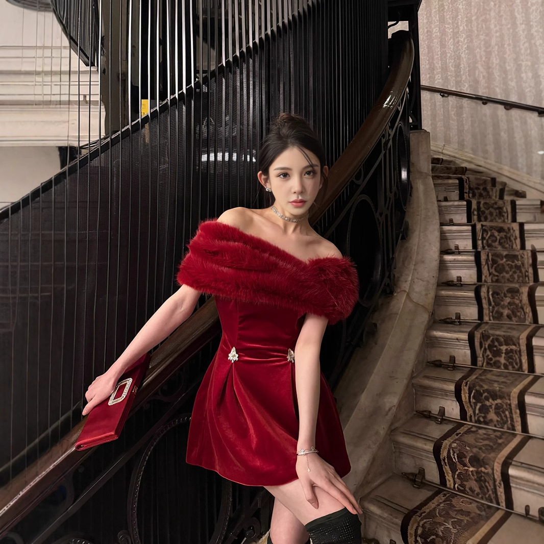 Velvet Diamond Decorations Off-shoulder Dress