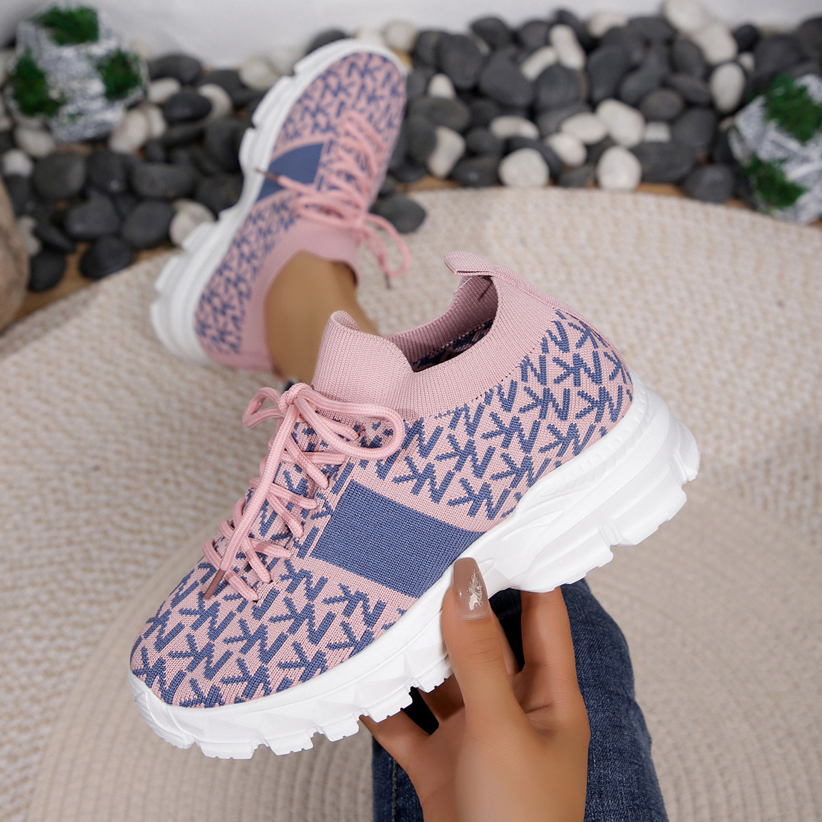 Letter-style Fashion Streetwear Sneakers With Printed Flat Soles