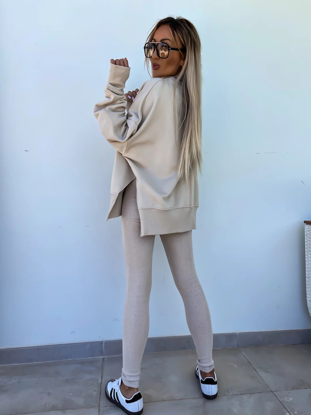 Casual Loose Sweater Suit with Tight Trousers. Product information: Color: apricot, red, khaki, pink, blue, purple, orange, green, black Sleeve type: regular sleeve Pants length: trousers Main fabric composition: Polyester (polyester fiber) Size: S,M,L,XL