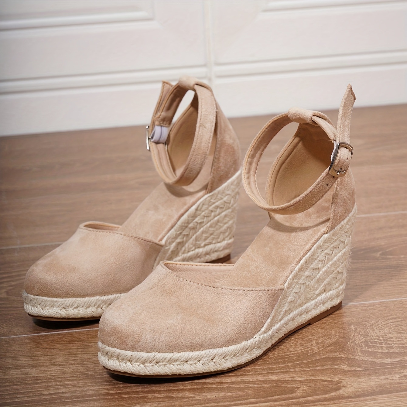 https://cf.cjdropshipping.com/quick/product/2731f26a-4ab3-4af6-8c72-f27faf1b8661.jpg