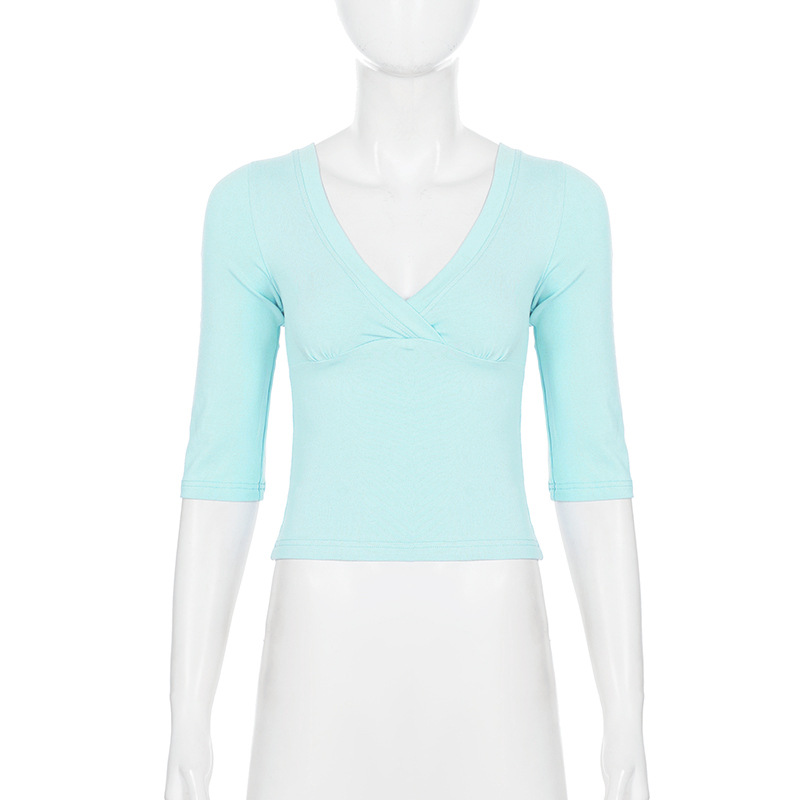 Cropped Feminino de Tricô com Modelagem Ajustada