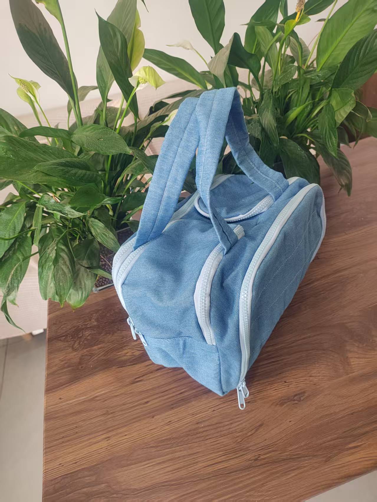https://cf.cjdropshipping.com/quick/product/27e8e643-4469-4266-961d-421f9c414294.jpg