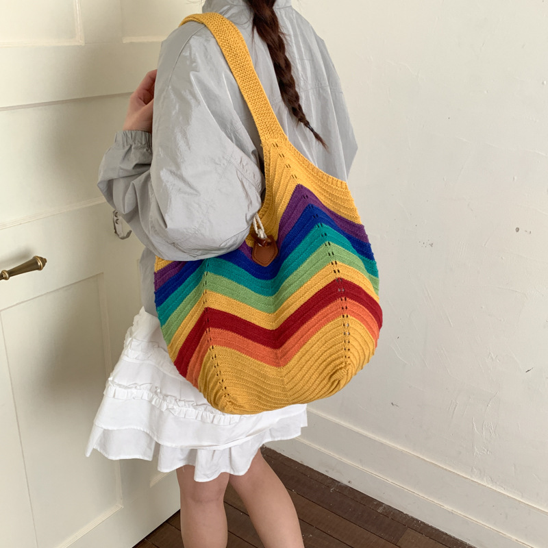 Wool Under-Arm Tote, picture 5 of 5