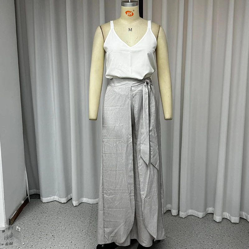 Solid Color And V-neck Sleeveless Simple Top High Waist Wide Leg Pants Suit