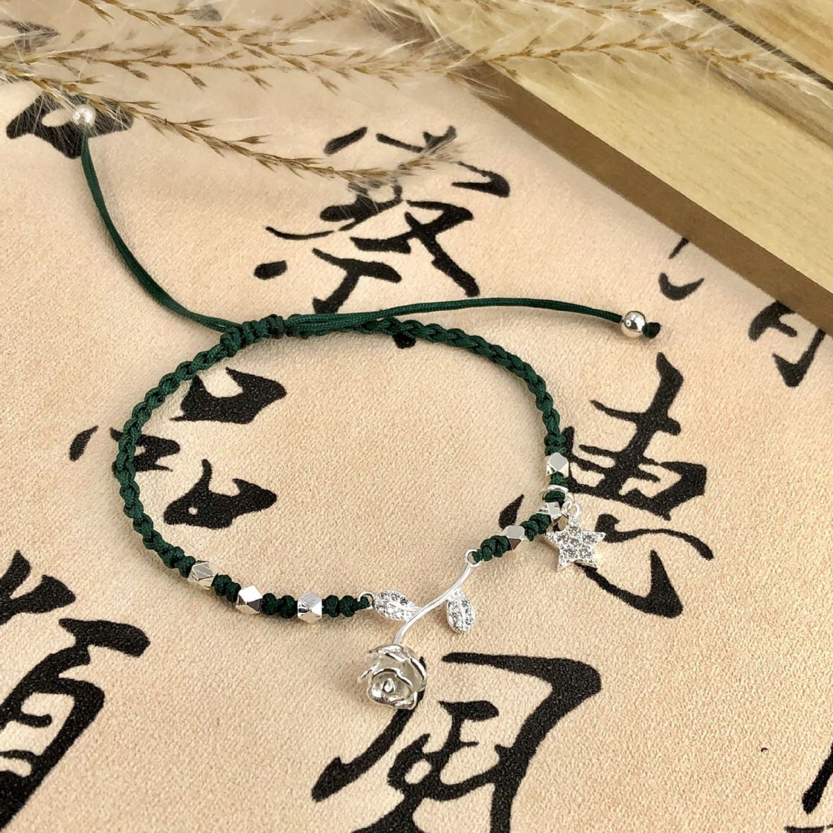 Simple Personality Rose Bracelet Women's Handmade