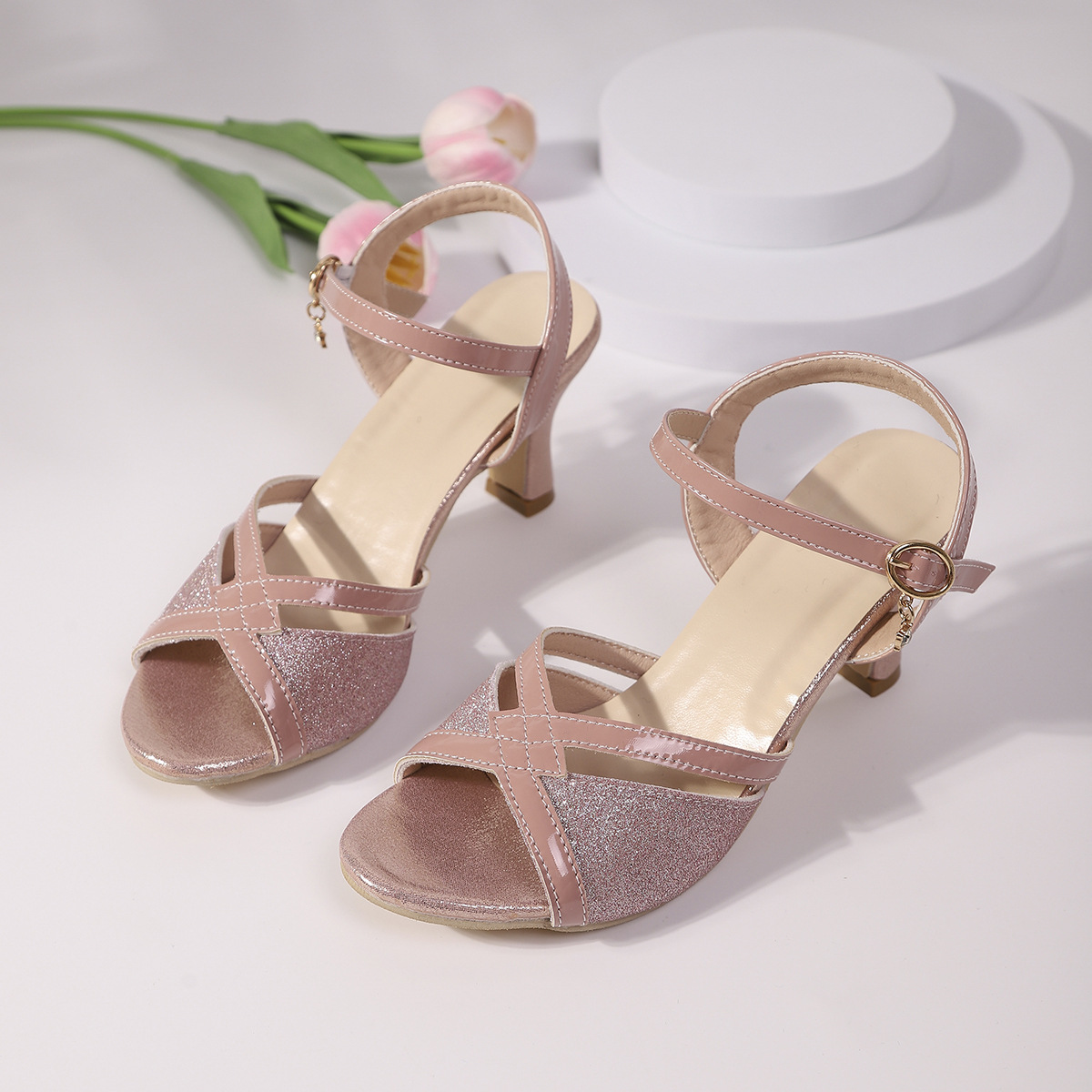 Buy Women's Clothing Online | Buy Trending Dresses for Women