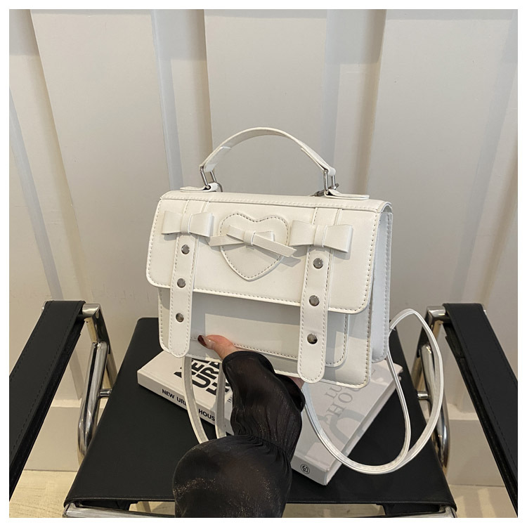 https://cf.cjdropshipping.com/quick/product/28e07d8d-5faf-4f42-ac46-80144cfaaf1f.jpg