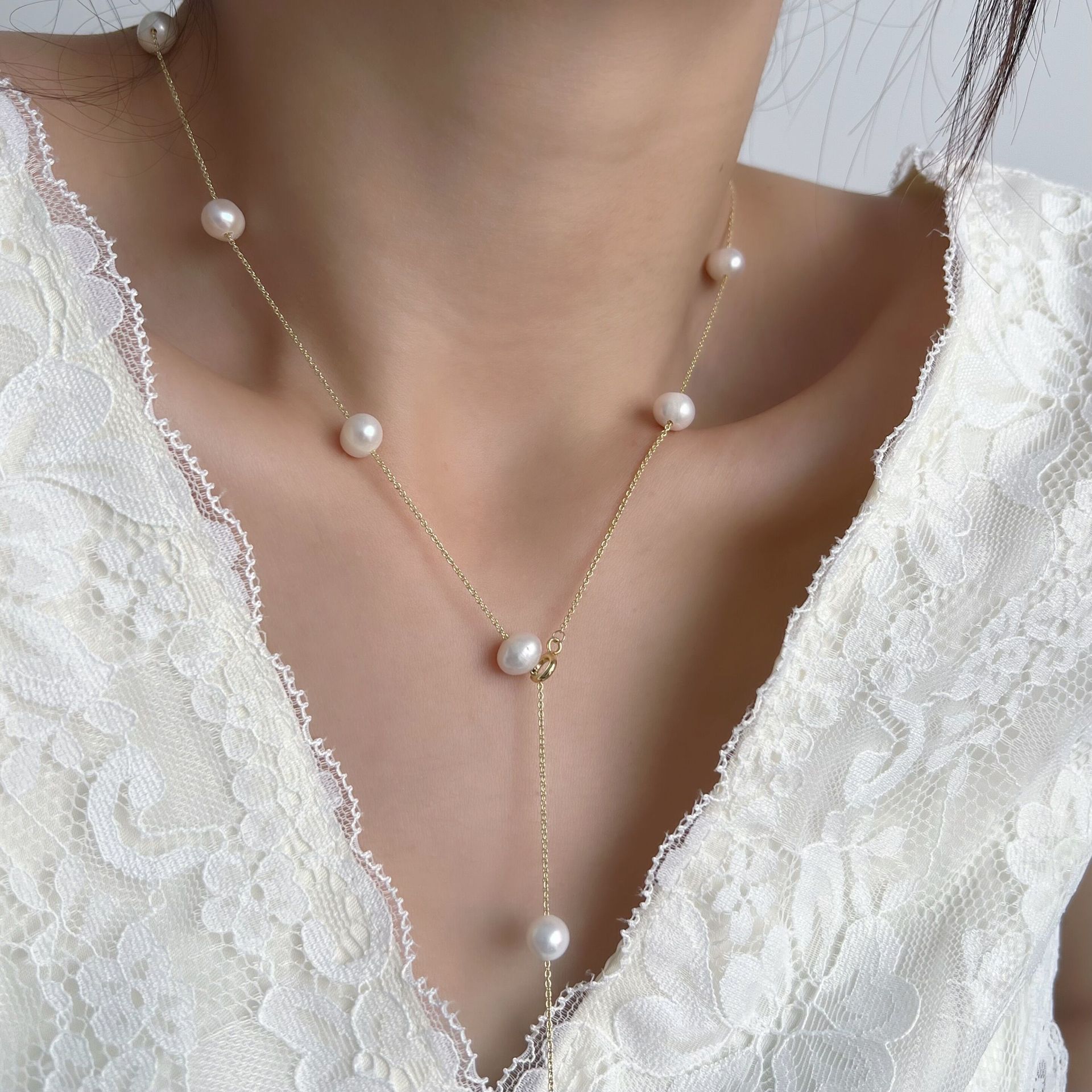 Fashionable And Versatile Design Choker Necklace