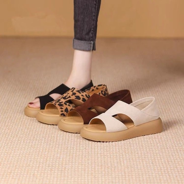 Sarah Express Flat Open-Toe Buckle Sandals – Wear Detail