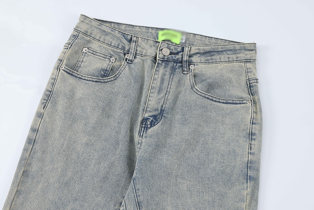 Men's Loose Fitting Micro Flared Jeans