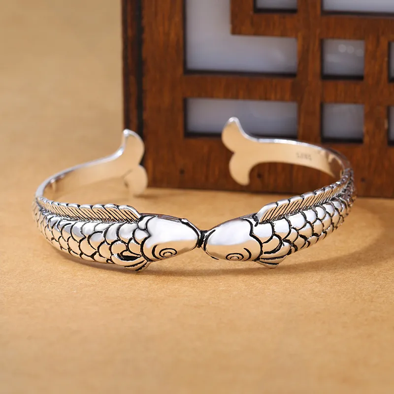 New Distressed Pisces Bracelet For Women - Retro Silver
