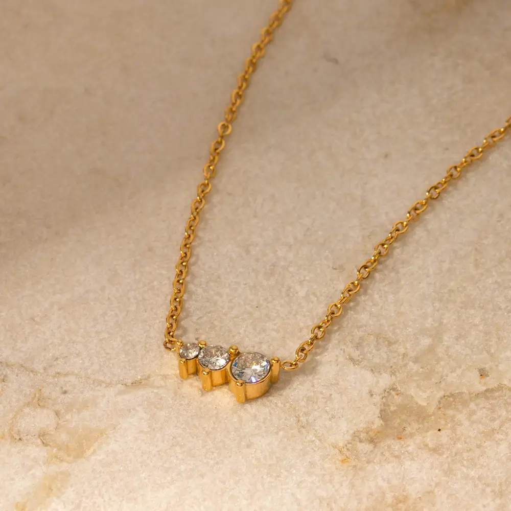 European And American Style White Zircon Pendant Necklace 18K Gold Stainless Steel