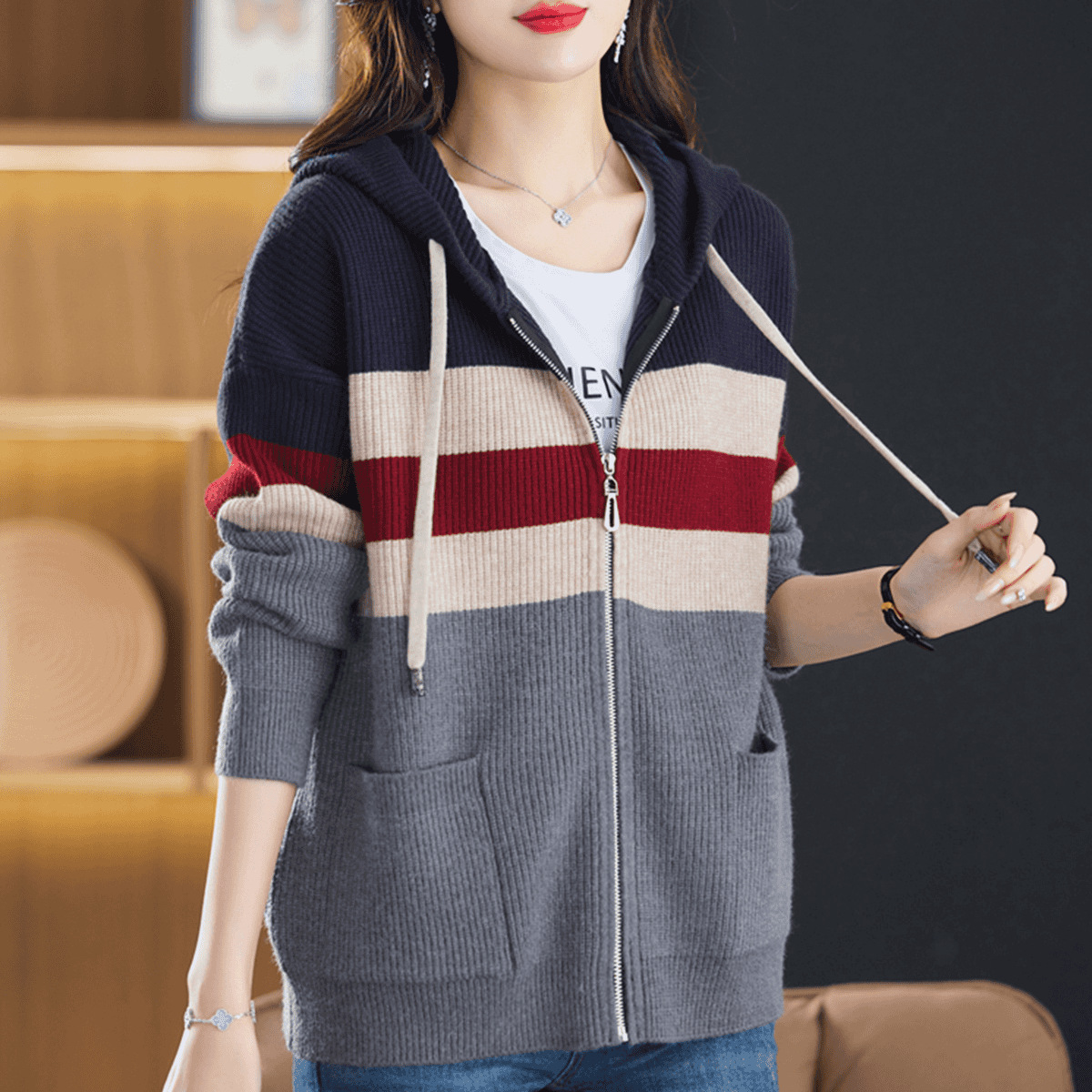 https://cf.cjdropshipping.com/quick/product/299047bb-226d-4604-9272-2fc479d693cd.jpg