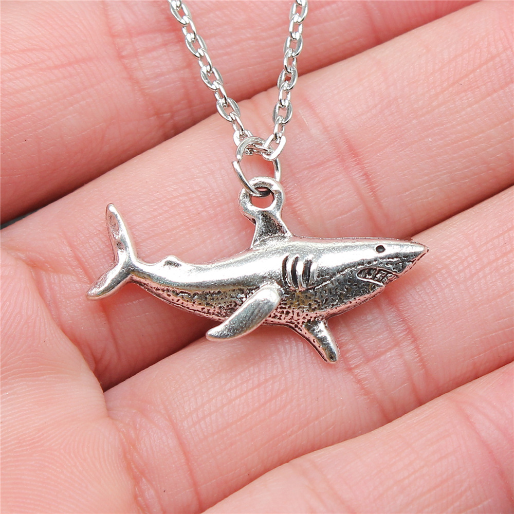 https://cf.cjdropshipping.com/quick/product/299c8ab4-7dff-47fe-85cb-715a0ab88d95.jpg