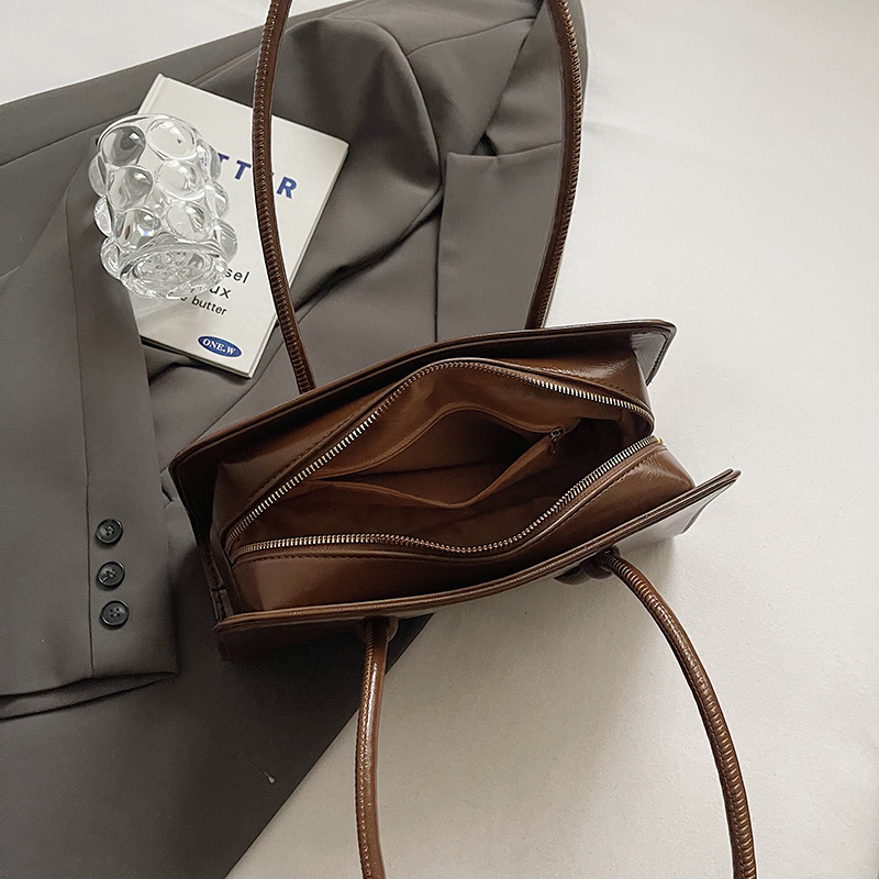 Womens Vintage Pendant-style Fashionable Underarm Bag