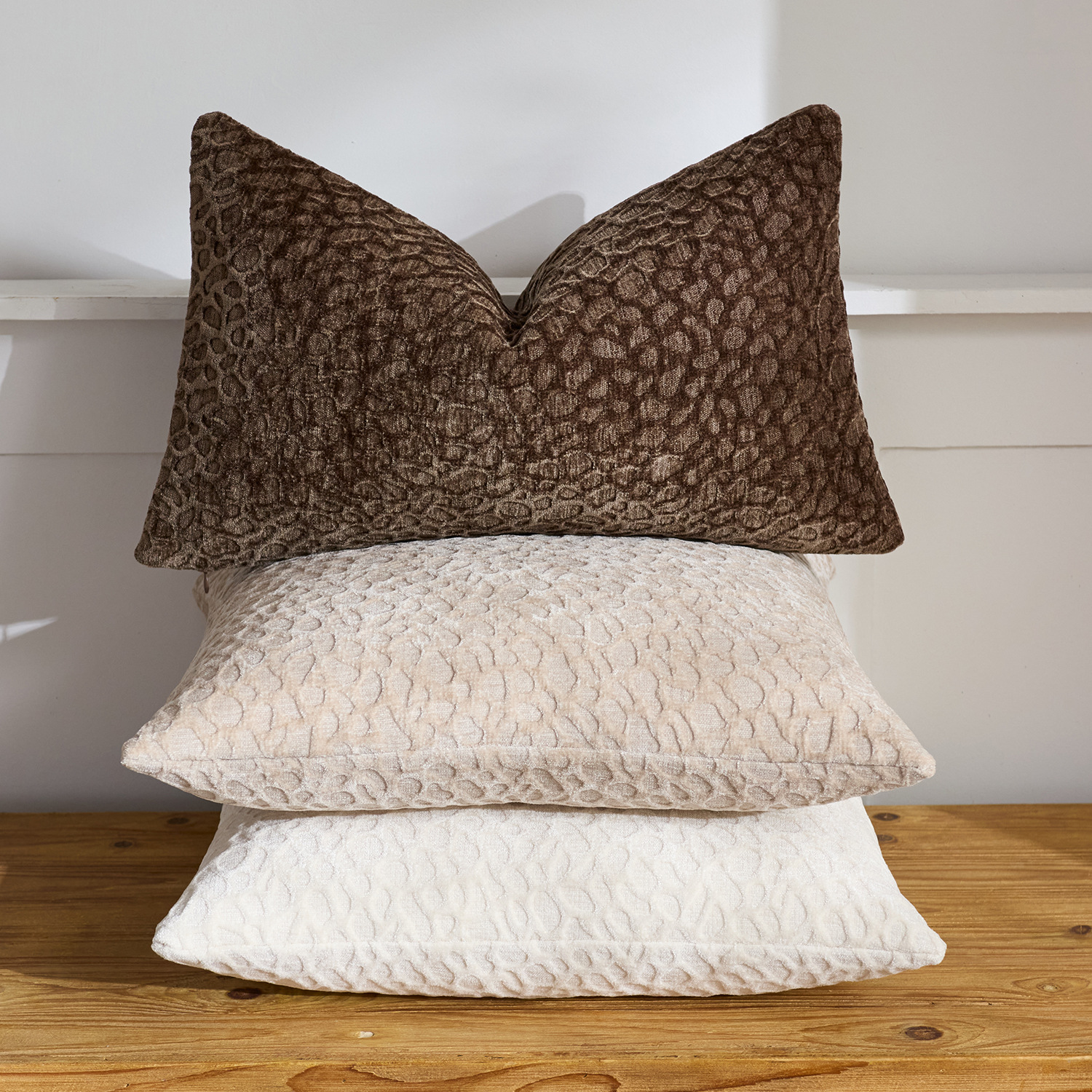 Simple Three-dimensional Textured Chenille Solid-color Pillowcase Cushion