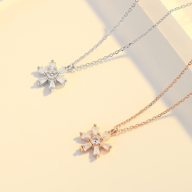 Sterling Silver Snowflake Necklace Female Zircon Winter Christmas Ornament
