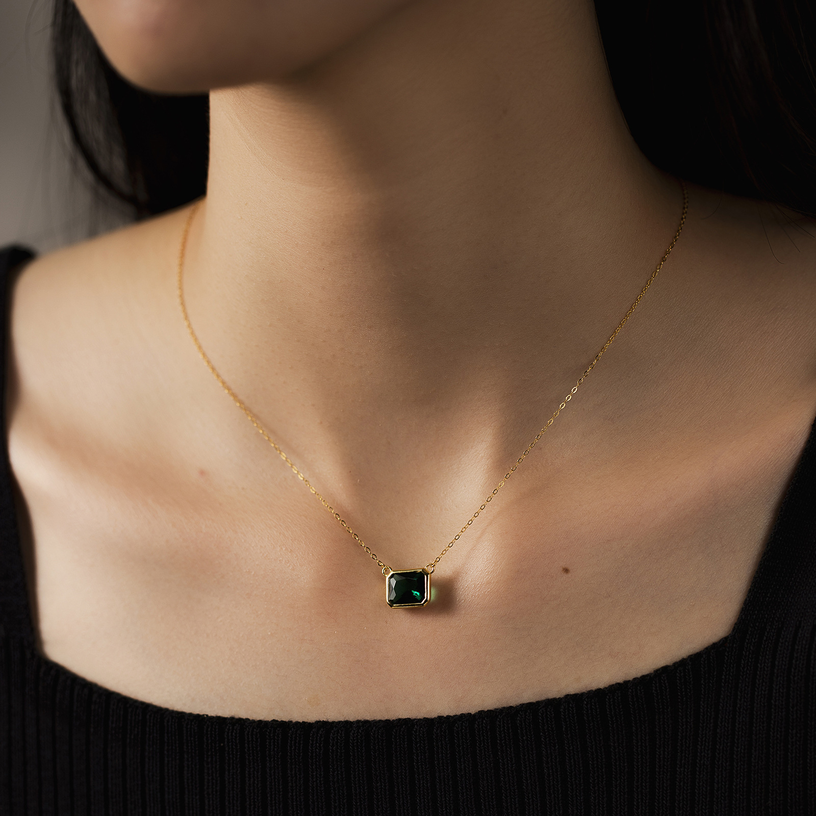 High-grade Inlaid Zircon S925 Silver Necklace Women's Crystal Pendant