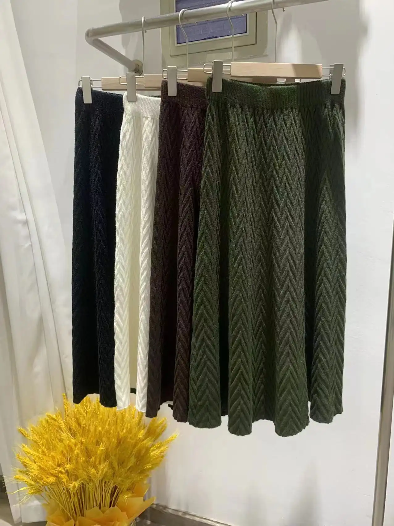 French Style Retro Elegant Knitted Skirt