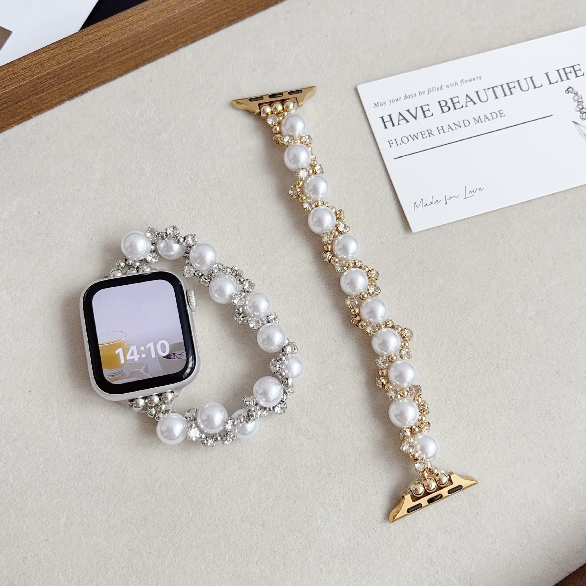Exquisite French-style IWatch 10 Strap With Sparkling Diamond And Pearl Bracelet