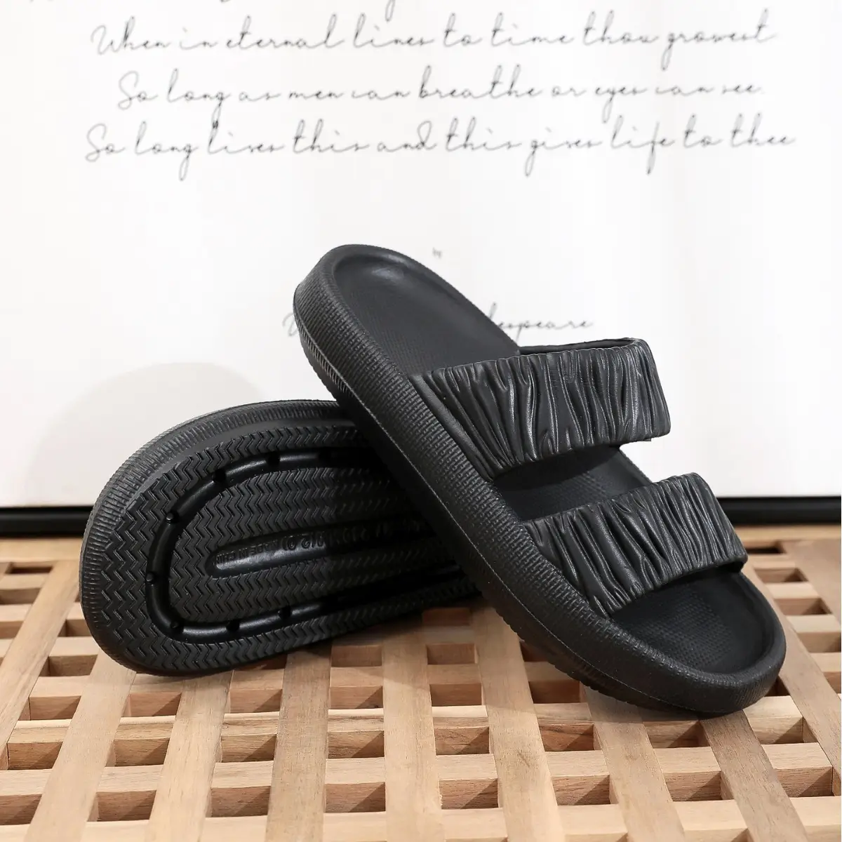 Home Indoor And Outdoor Slippers