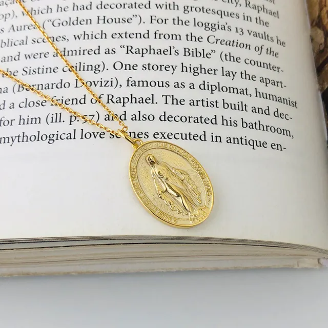 S925 Sterling Silver Vintage Embossed Portrait Pendant Gold Pendant - Shop at LoveMi