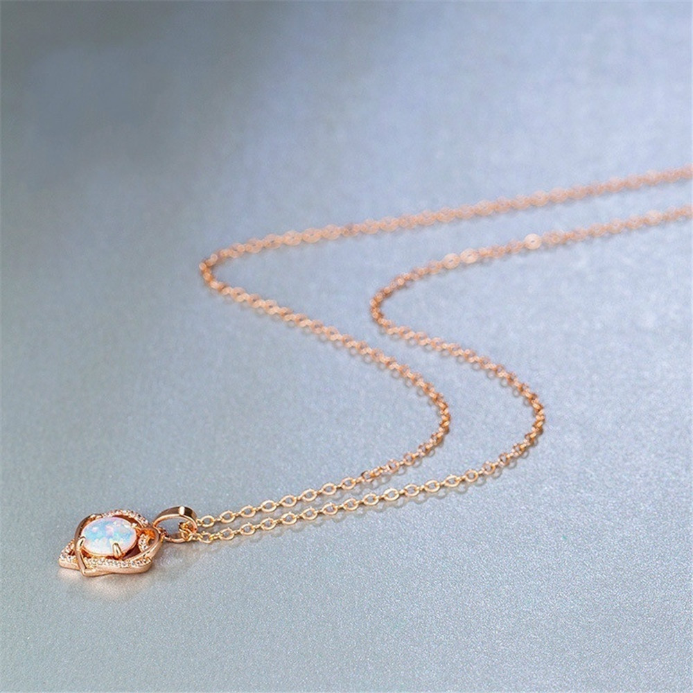 Heart-shaped Pendant Necklace For Women