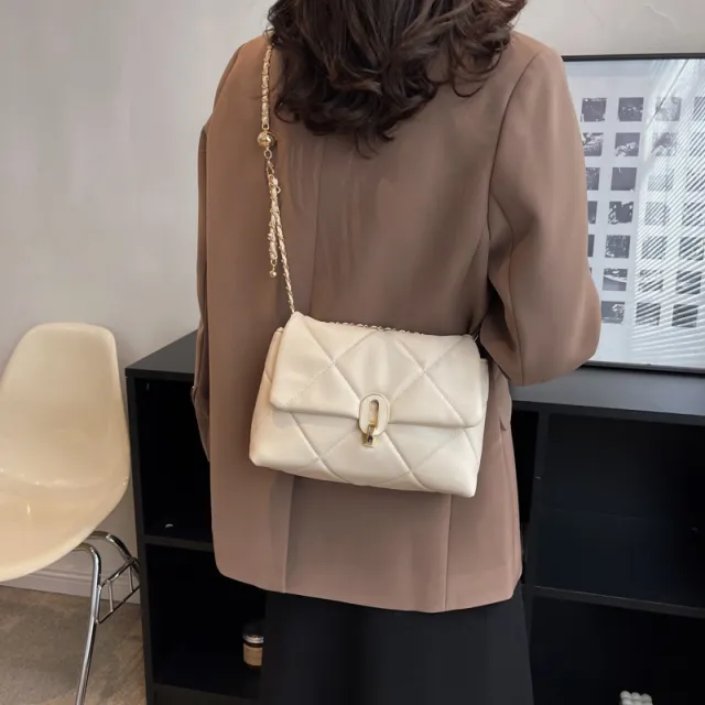 Commuting Fashion New Trendy Chain Messenger Bag Beige - Shop at LoveMi