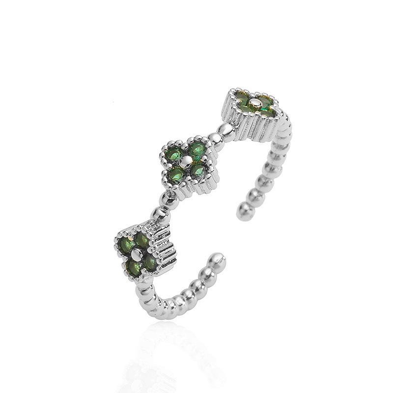 Petal Sweet Four-leaf Clover Ring