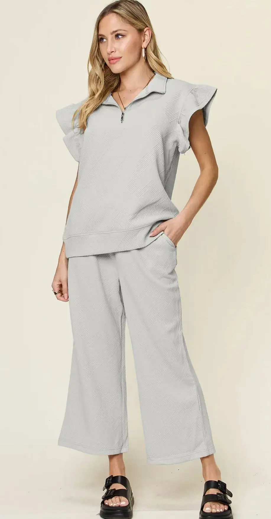 Women's Half Zip Short Sleeve Top Waist Strap Stretch Waist Pocket Shorts - Light Gray