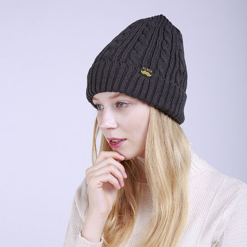 Fleece-lined 8-word Hemp Pattern Curling Labeling Beard Knitted Wool Hat