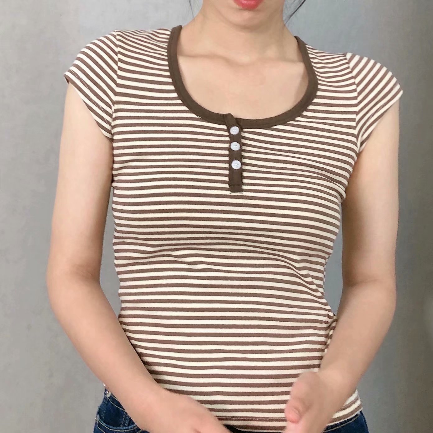 All-match Brown Striped Three-button Slim-fit Short-sleeved T-shirt