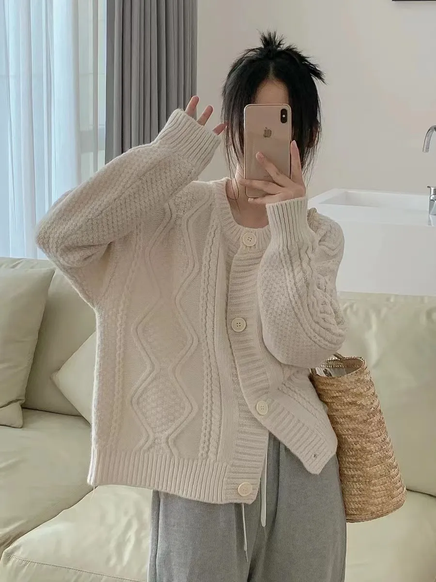 Twist Knitted Cardigan Jacket Design Sense - Beige