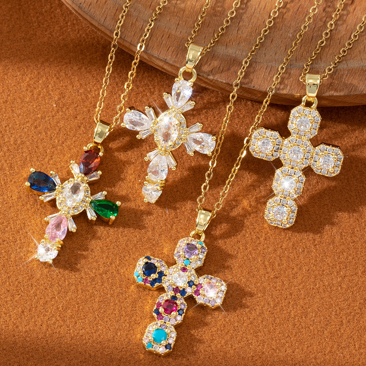 Versatile Cross Pendant Necklace For Women