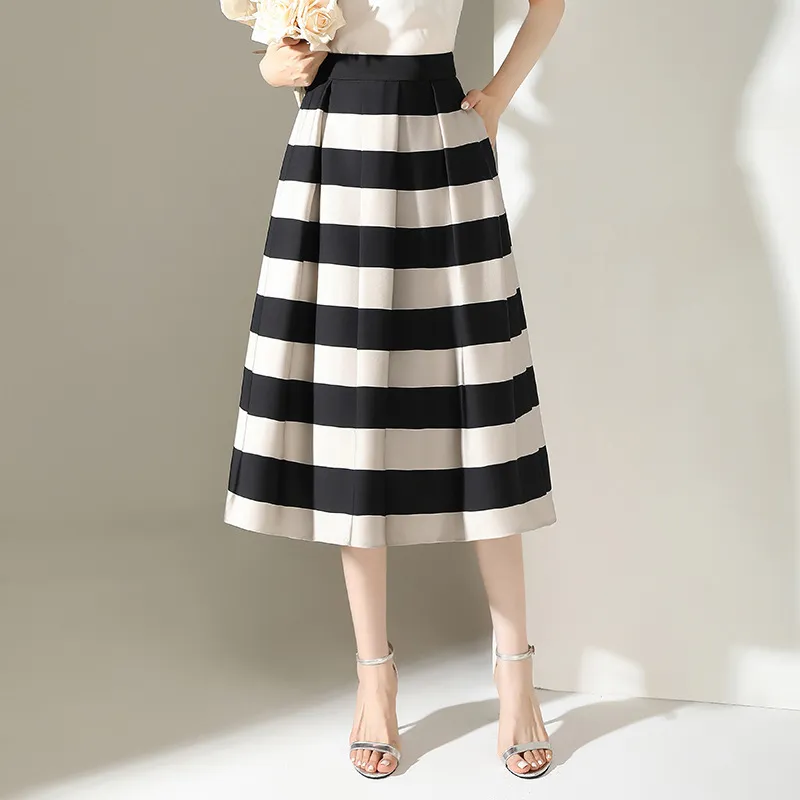 Striped Minimalist Stitching Fashion Pleated A- Line Skirt - Black Long