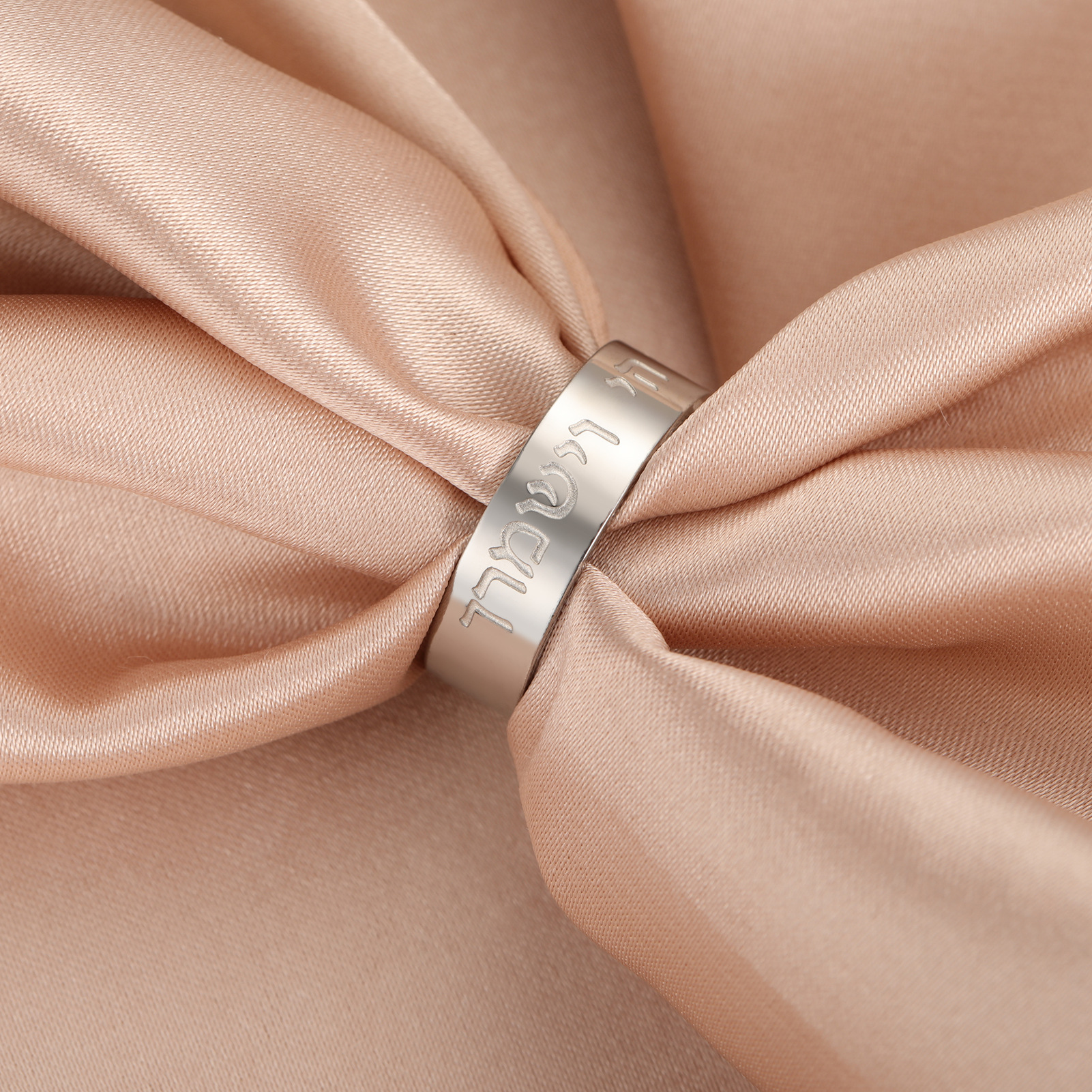 Fashionable And Minimalist Titanium Steel Personalized Stainless Steel Ring