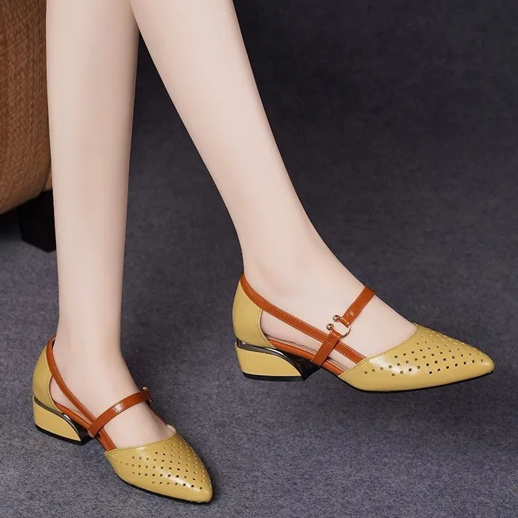 Women's Summer Low Heel Closed Toe Sandals - Yellow