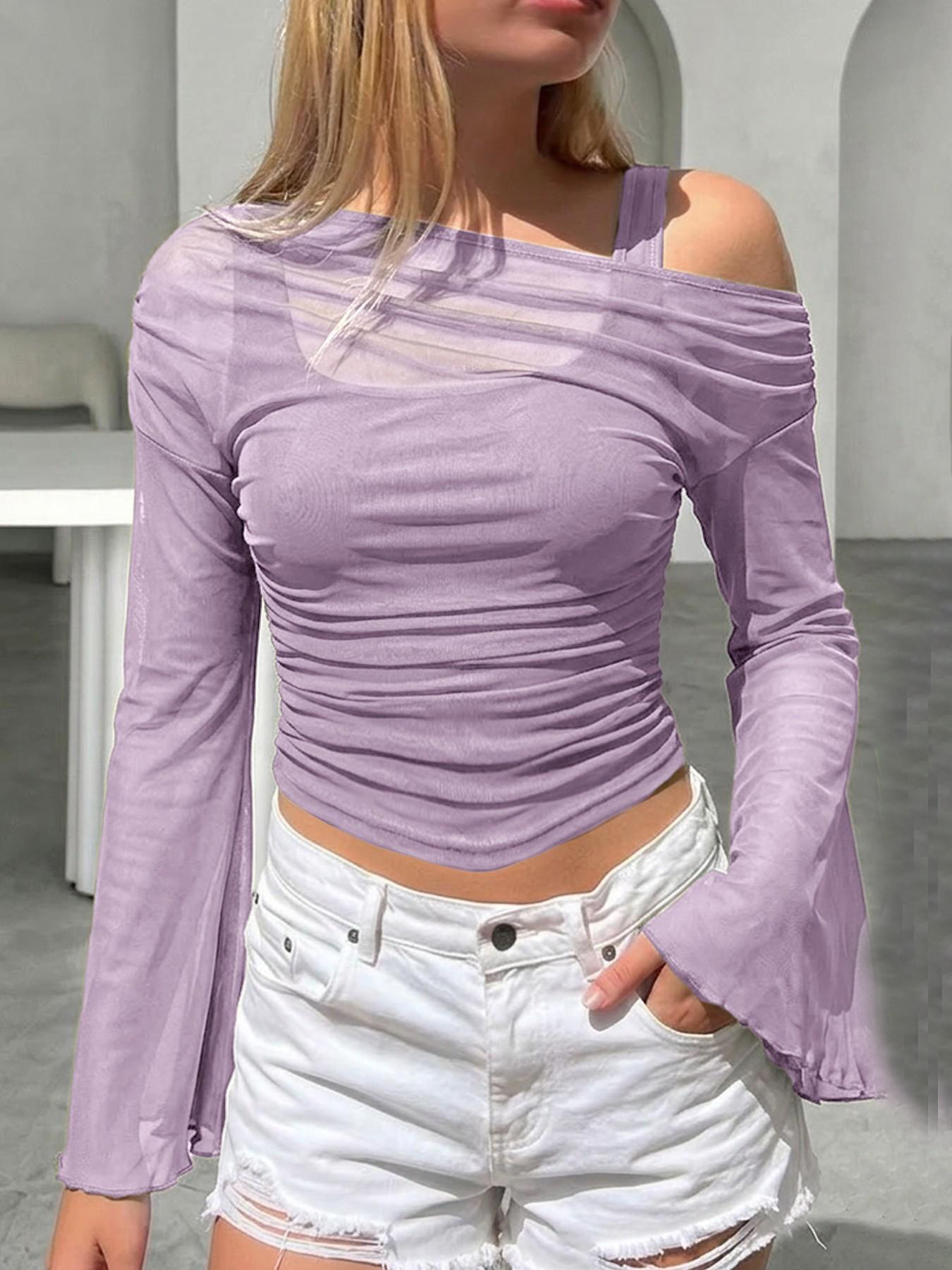 Women's slim fit top – green colorway casual street style look