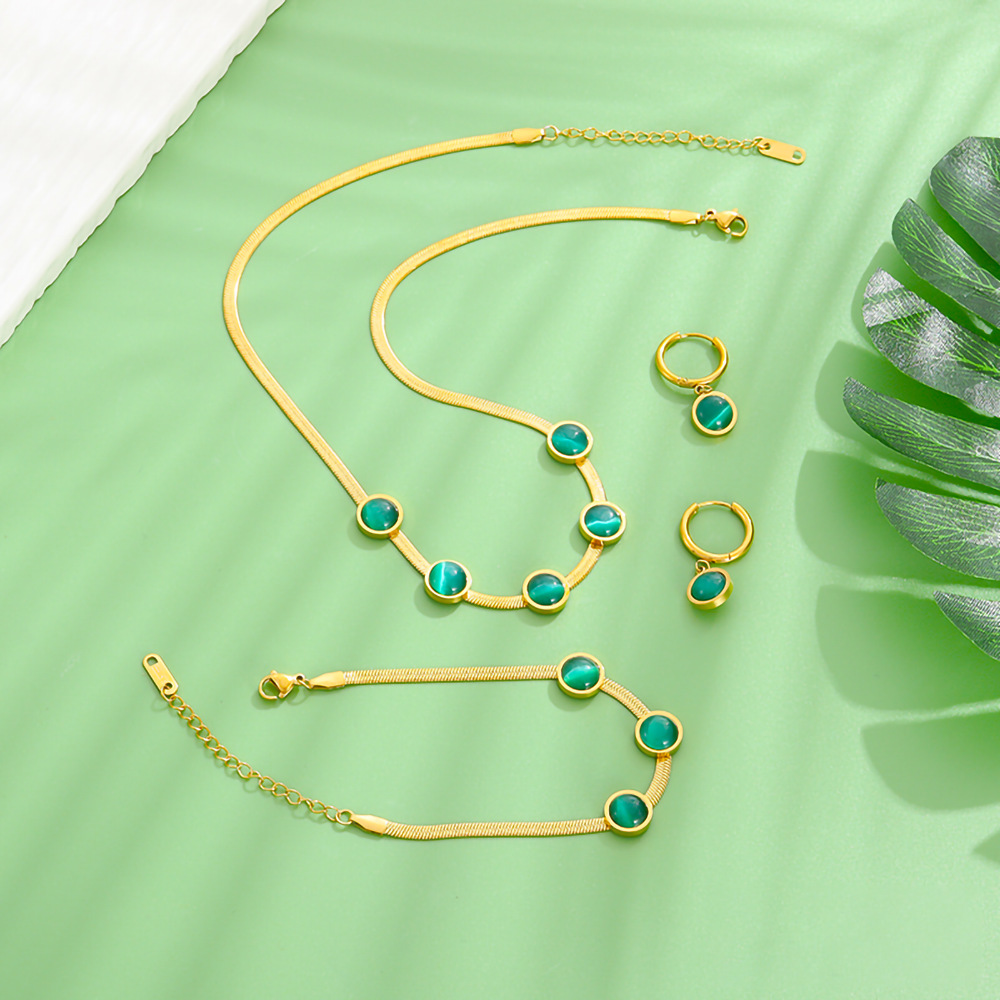 Retro Round Cats-Eye Gemstone Jewelry Set A Light-Luxury Niche High-End Clavicle Necklace With A Sophisticated Aura